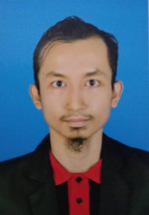Potret profesional Ahmad Burhanuddin Helmy, calon guru Matematik dan Asas Sains Komputer